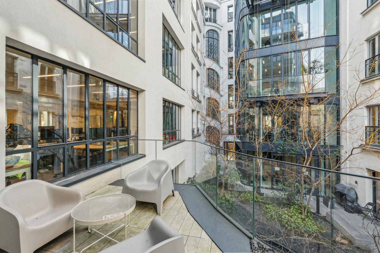 Bureau Paris 639m² Location bureau Paris OLBUR2529362 3